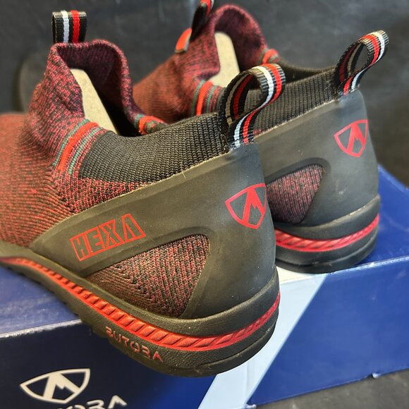 BUTORA HEXA Slip-on Approach / camp / casual MENS 11.5 - Picture 2 of 8